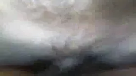 Canon aux gros seins et à la chatte couverte de poils