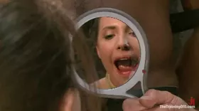 Un soumis et une soumise à la merci d'un maître pervers