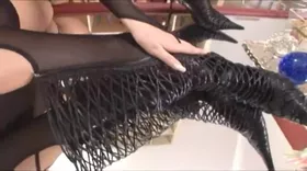 Blonde slut wants to turn you on with her feet