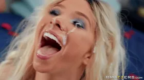 Kenzie Reeves se fait limer la rondelle anale avant une faciale au ralenti