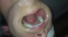 Sammi Starfish gives a blowjob blindfolded and swallows a huge load of cum