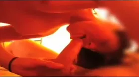 Baise au camping des vacances sous la tente