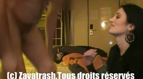 Glory Zavatrash suce et se fait pomper par un homme, avec une fellation et une masturbation orale